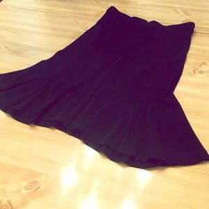 💃🏾DKNY BLACK SALSA SKIRT🕺